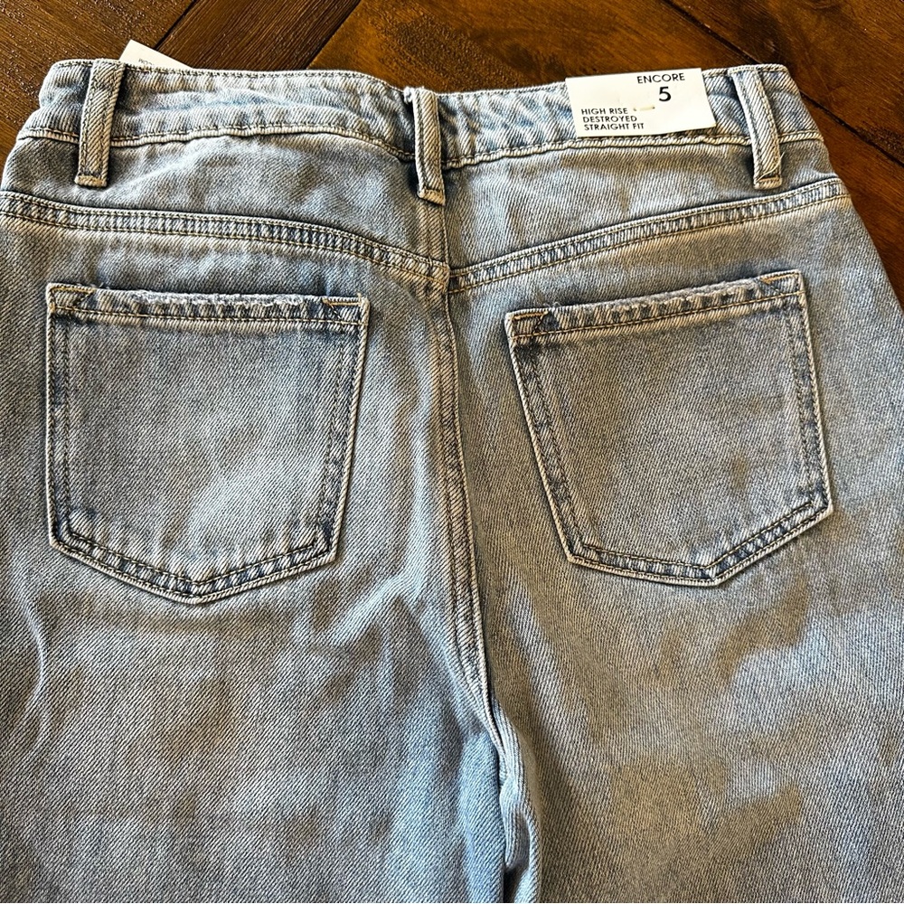 Encore Jeans - Picture 4 of 4